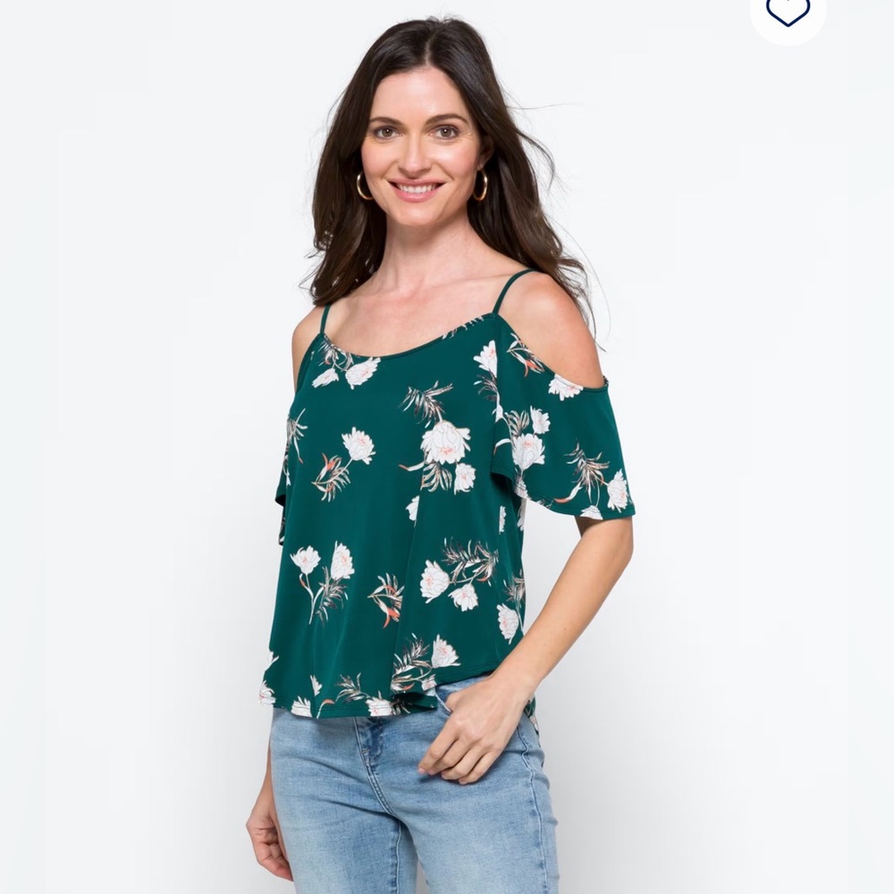 KAILEIGH Valette Back Detail Cold Shoulder Knit Top